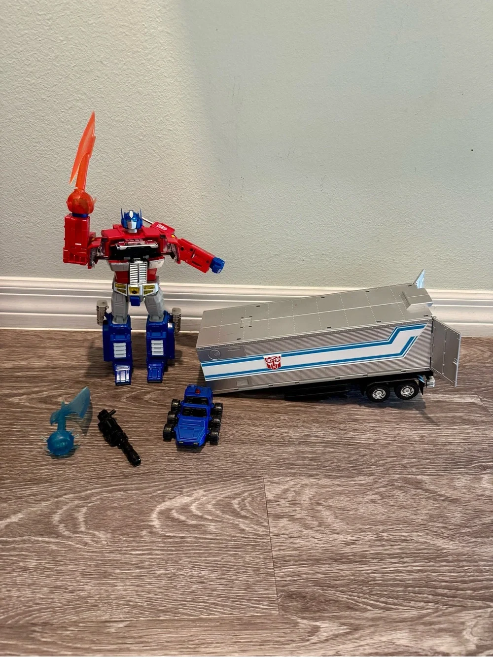 Transformers Masterpiece Optimus Prime Hasbro/ Toys 